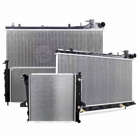 High-Performance Aluminum Radiator for Isuzu Trucks and Caterpillar Heavy Equipment